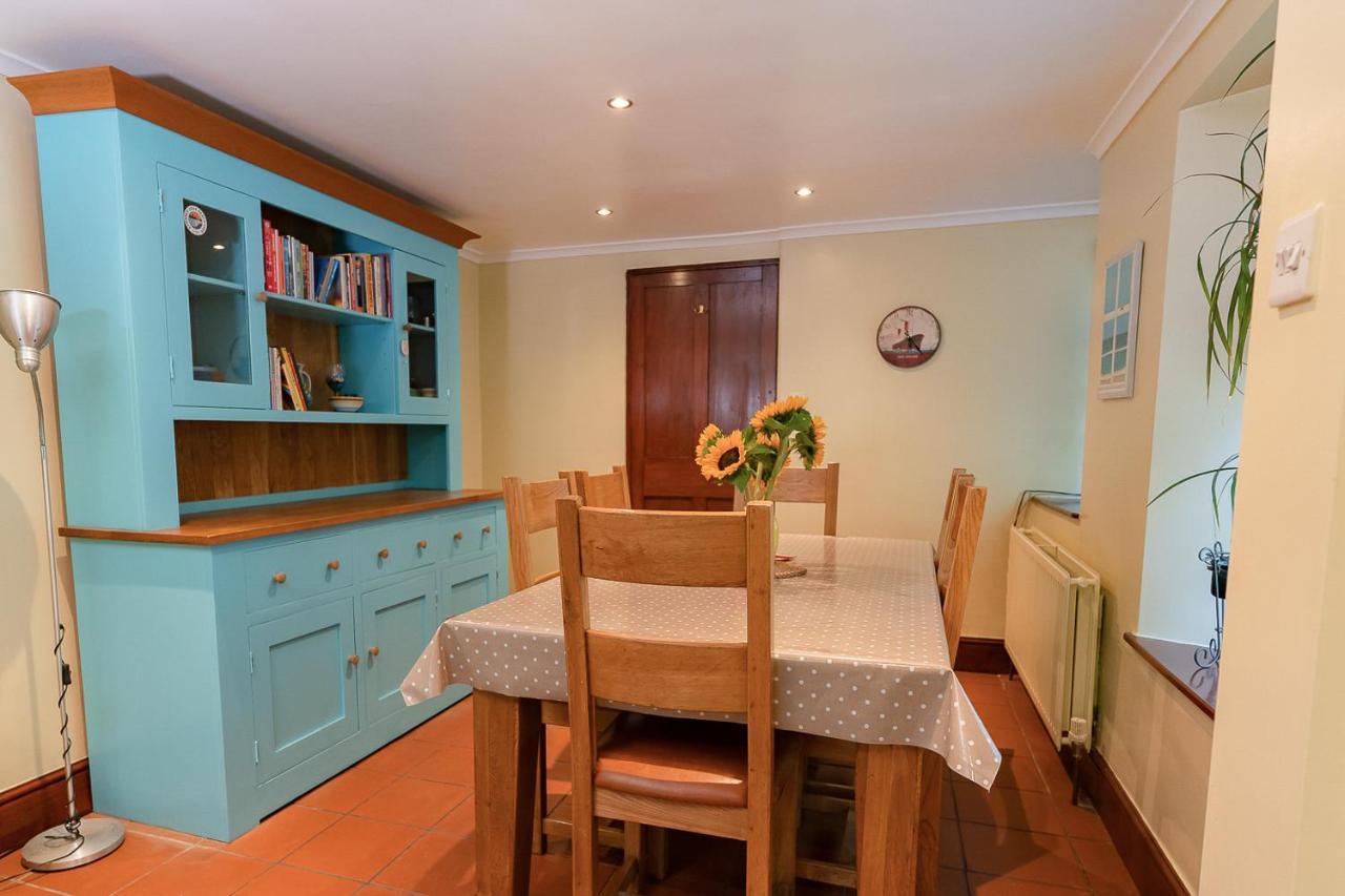 Upton House - Charming 4-bedroom In Holiday home Torquay