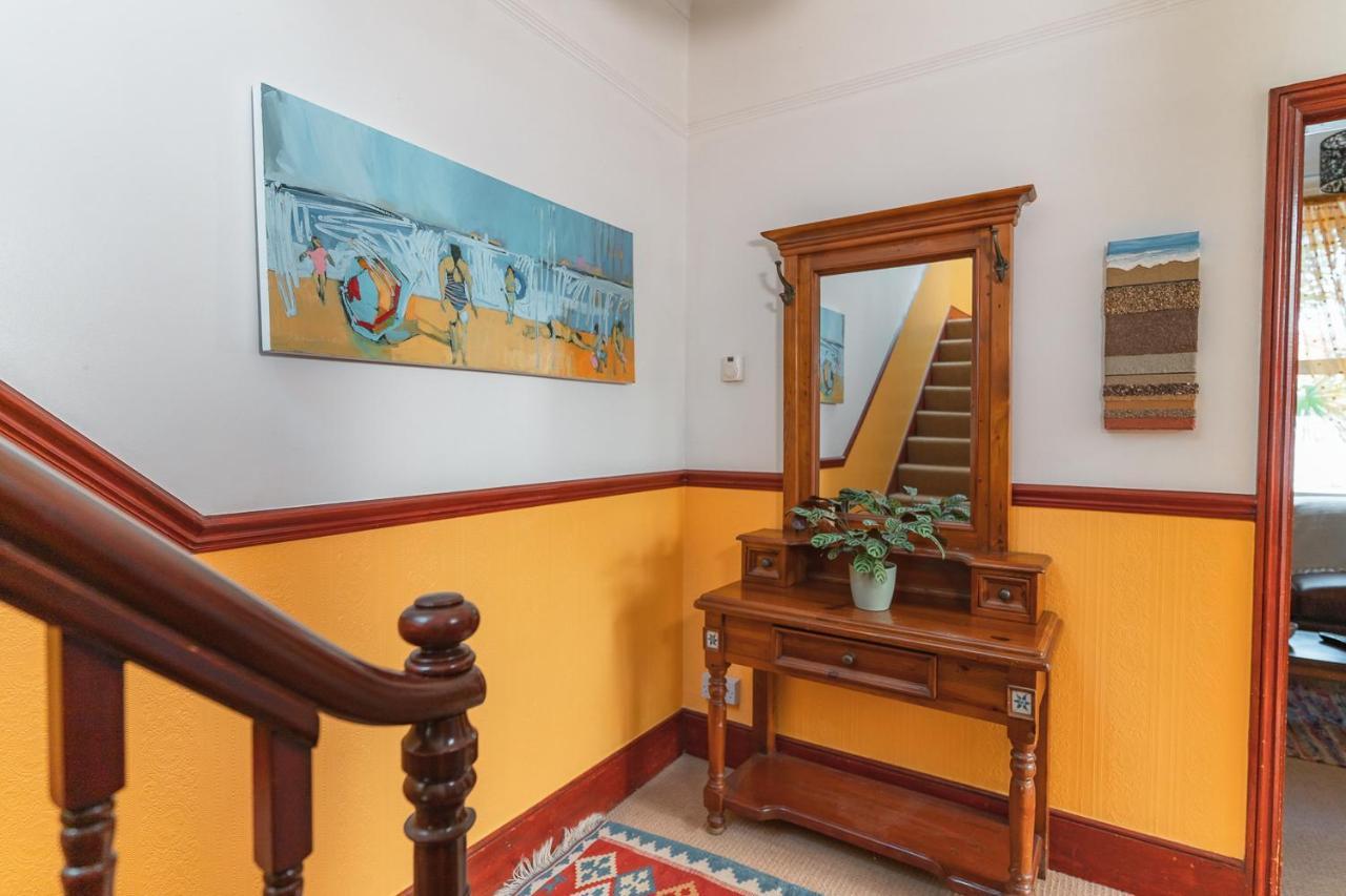 Holiday home Upton House - Charming 4-bedroom In Torquay