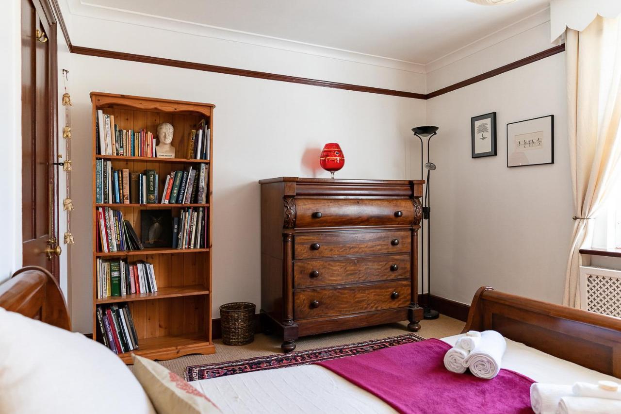 Upton House - Charming 4-bedroom In *